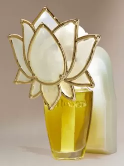 Classic Lotus Nightlight Wallflowers Fragrance Plug