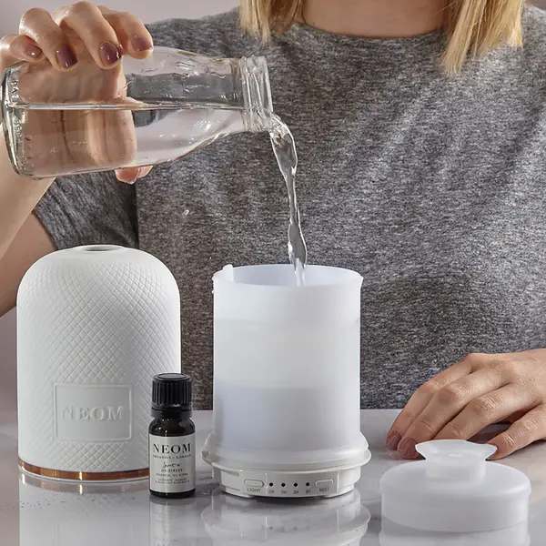 NEOM Scent To Sleep Essential Oil Blend 10ml - Image 6