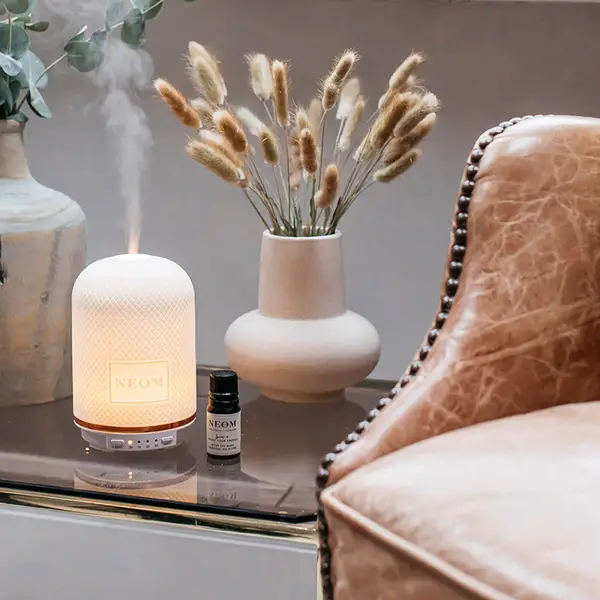 NEOM Scent To Sleep Essential Oil Blend 10ml - Image 3