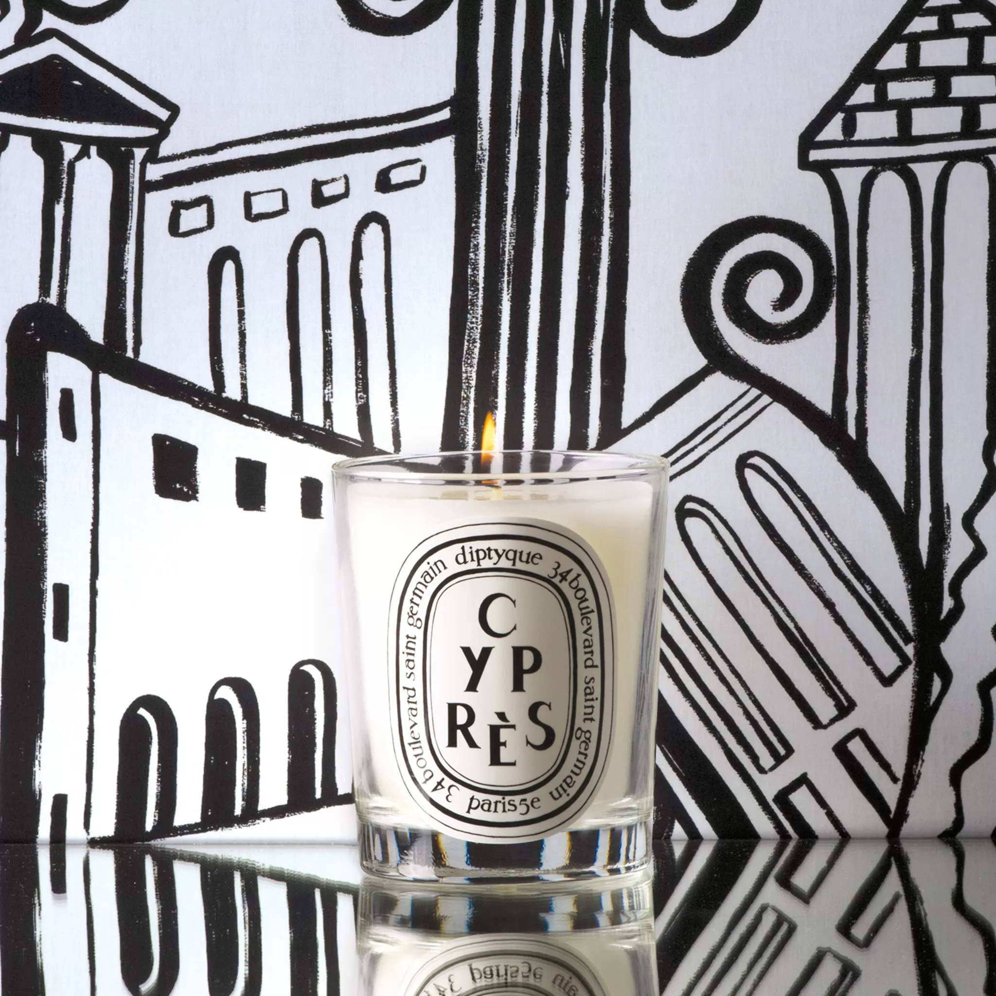 Diptyque Cypres Scented Candle - Image 2